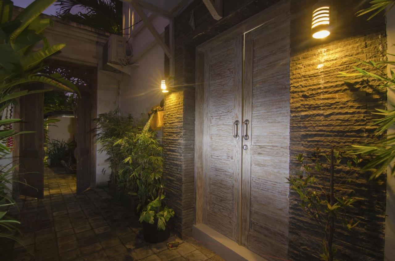 Villa Maya Seminyak Buitenkant foto