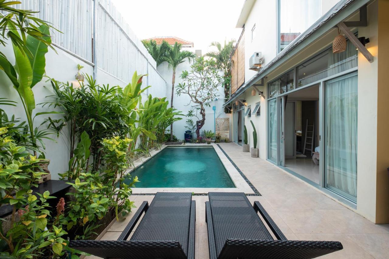 Villa Maya Seminyak Buitenkant foto