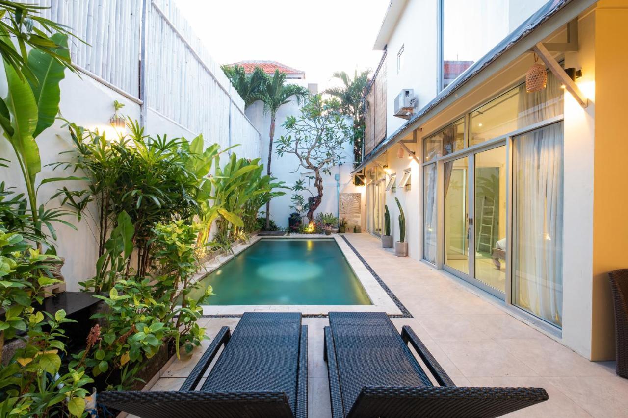 Villa Maya Seminyak Buitenkant foto