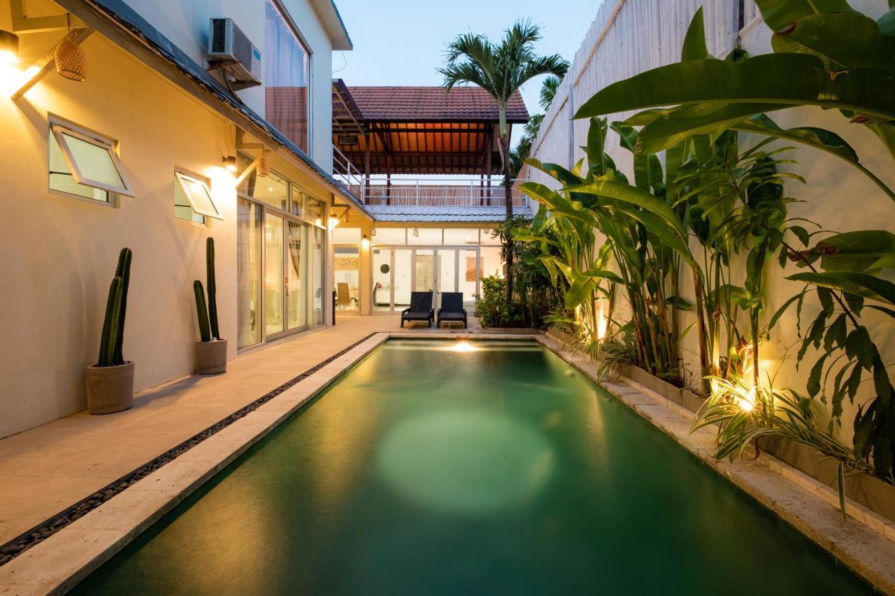 Villa Maya Seminyak Buitenkant foto
